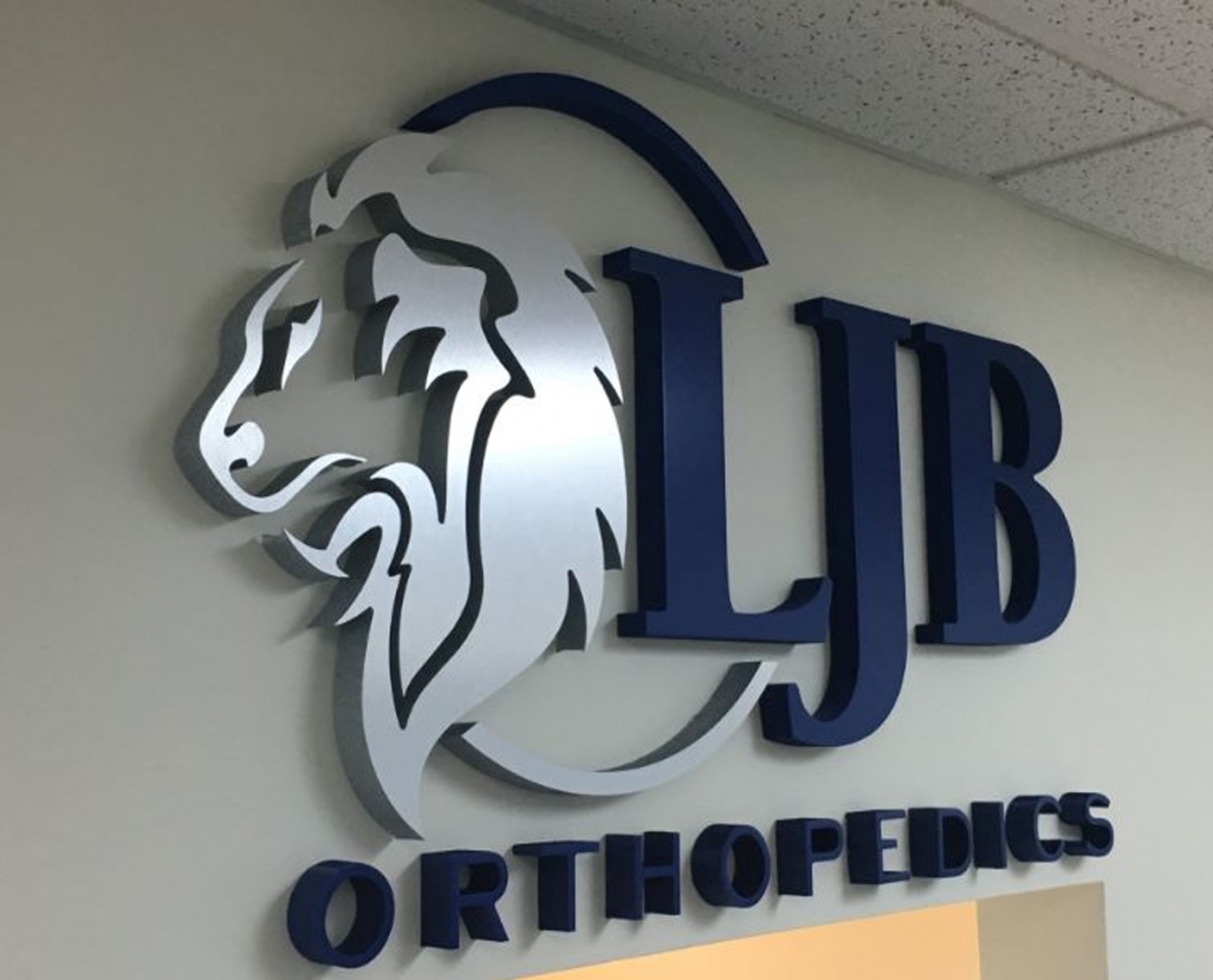 Custom Plastic and Metal Wall Letters for Your Offices