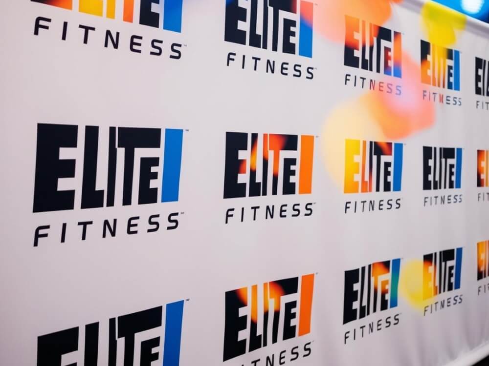 step and repeat banner